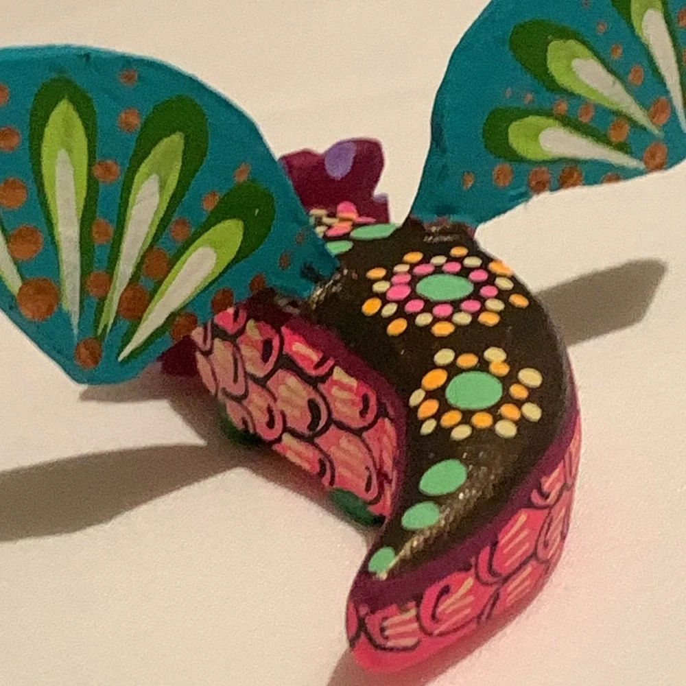 Colorful Bird Oaxaca Figurine , hand made, one of a kind. Unique, arty!